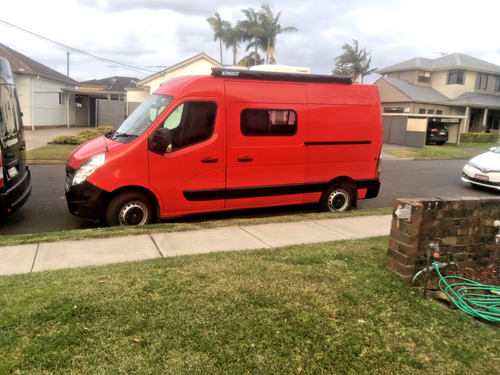 campervan - Picture 2 of 12