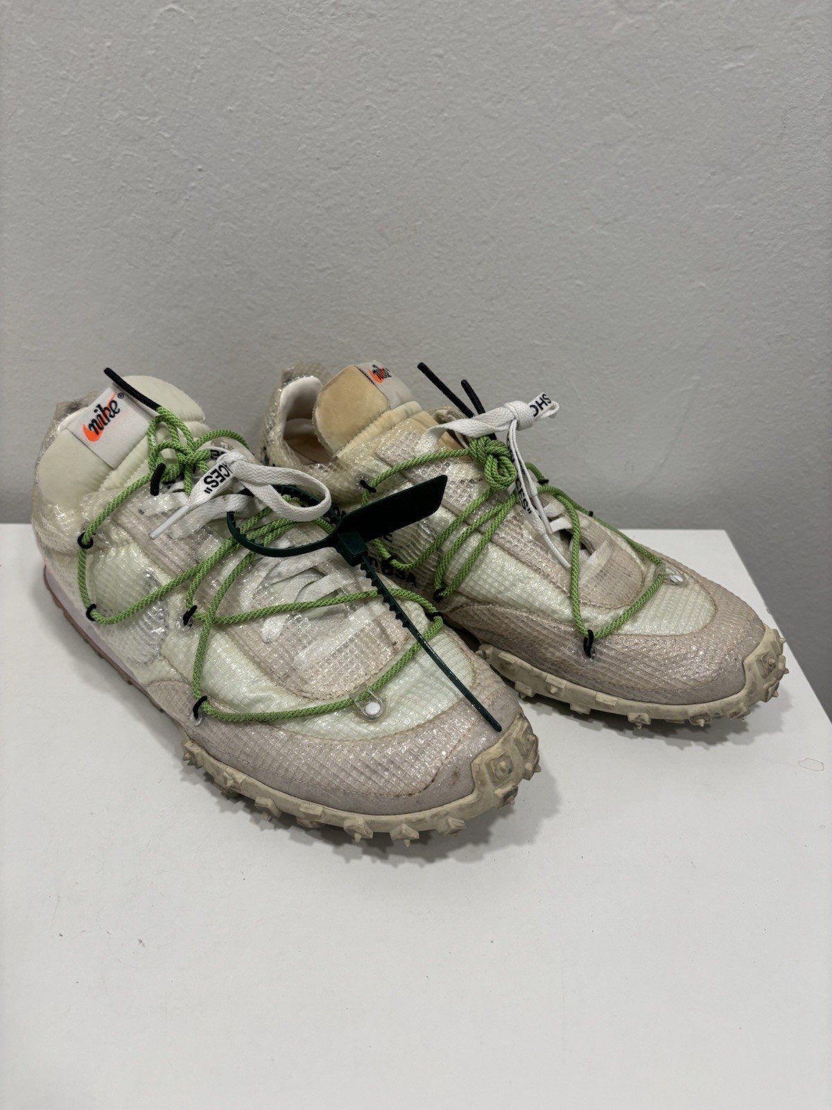 OFF WHITE X NIKE Nike x OFF WHITE Waffle Racer Scarpe Uomo 13.5 Bianco Verde Elettrico Sneakers