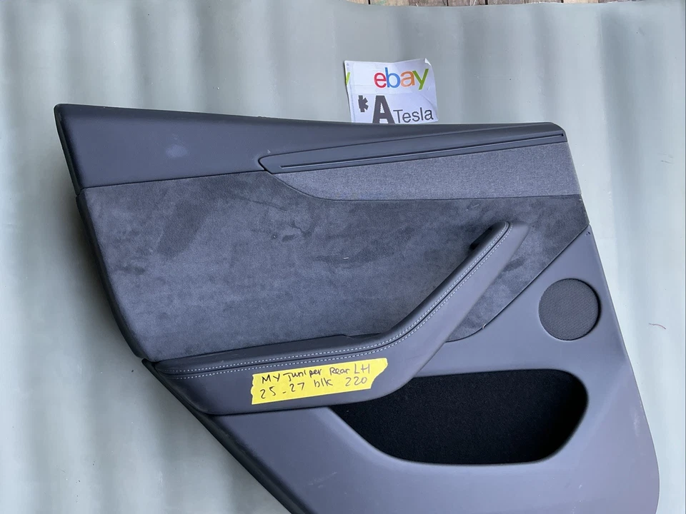 2025-2027 TESLA MODELO Y PUERTA INTERIOR TRASERA IZQUIERDA PANEL MOLDURA 1940755-00 LH OEM Foto 2 de 4