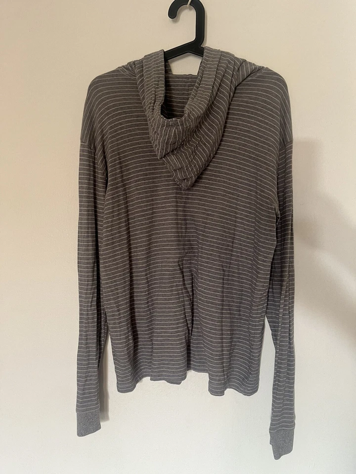 Camiseta con capucha Quicksilver para niños  Foto 4 de 4