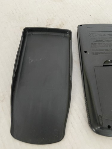 Texas Instruments TI-83 Plus graphischer Taschenrechner mit Abdeckung für Ersatzteile - Bild 2 von 7