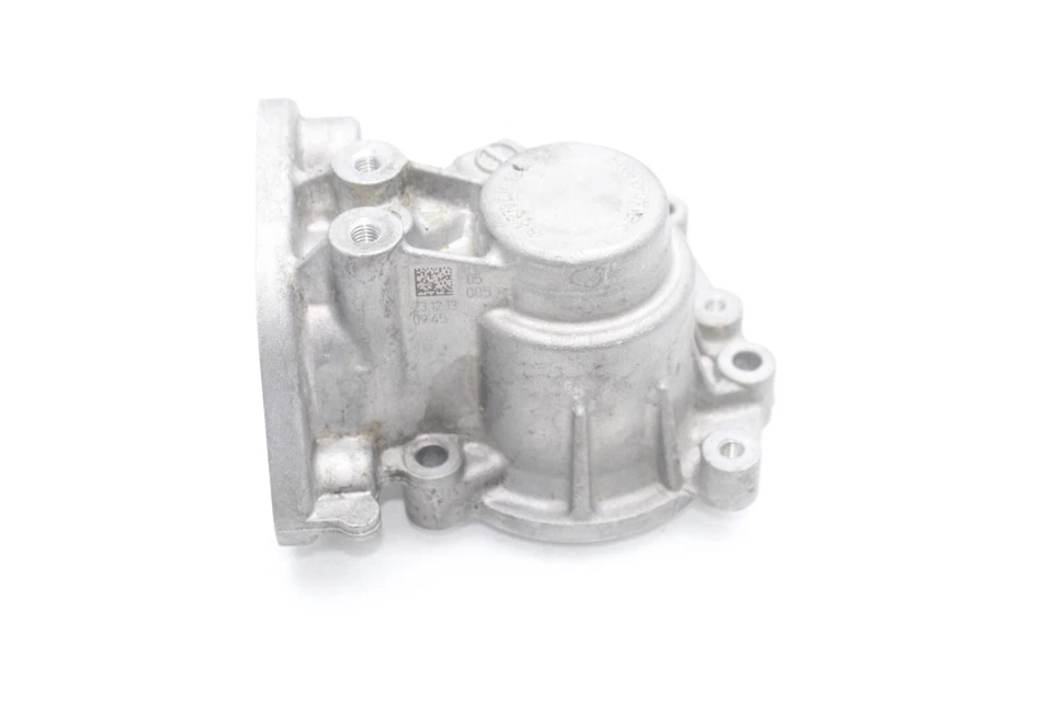 Mercedes-Benz E350 2014 bomba de alta presión y carcasa U0283 Foto 3 de 4