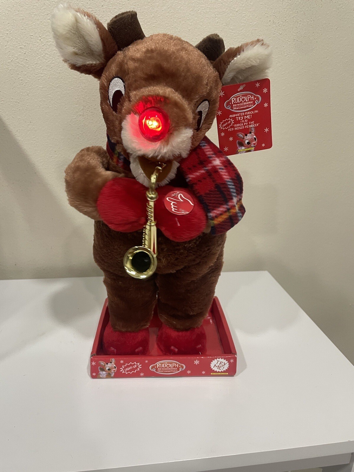 Rudolph Red Nosed Reindeer ~ Animated ~ Musical Playing Saxophone & Lighted Nose