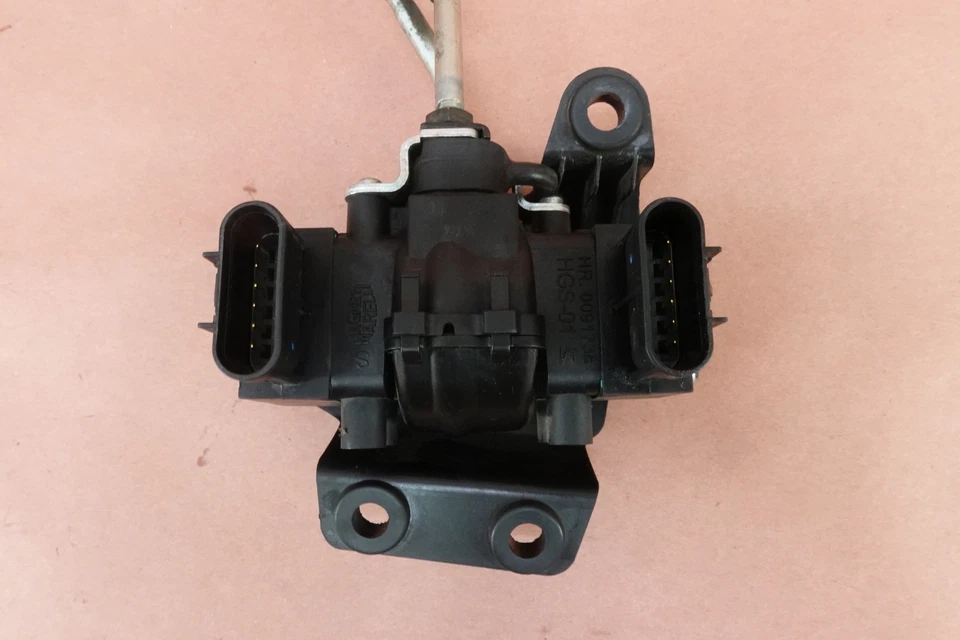 2015 13-17 Aprilia Caponord 1200 Throttle Accelerator Position Sensor - Image 2 of 4