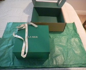 EMPTY 9.75 in Square La Mer Gift Box + 12 Tissue Sheets, Ribbon & Orig Ship Box