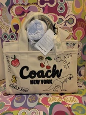 Coach CAM73 Sketch Cargo Tote B4 Natural MultiColor NWT