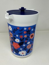 Tupperware Classic Pitcher , 1 Gallon Capacity! FREE SHIPPING
