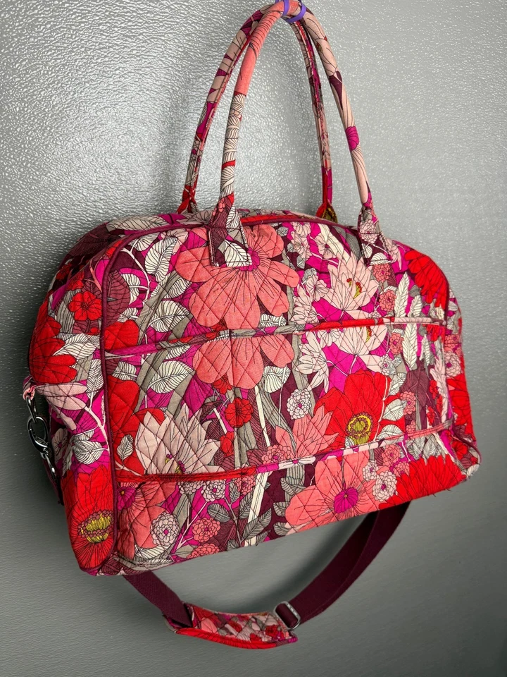 Спортивная сумка Vera Bradley LIGHTEN UP Weekender стеганая с регулируемым ремешком - Изображение 3 из 4