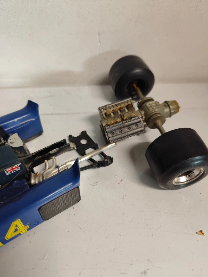 burago Bburago tyrrell p 34/2 scala 1/14 Danneggiata O Pezzi Di Ricambio - Immagine 4 di 4