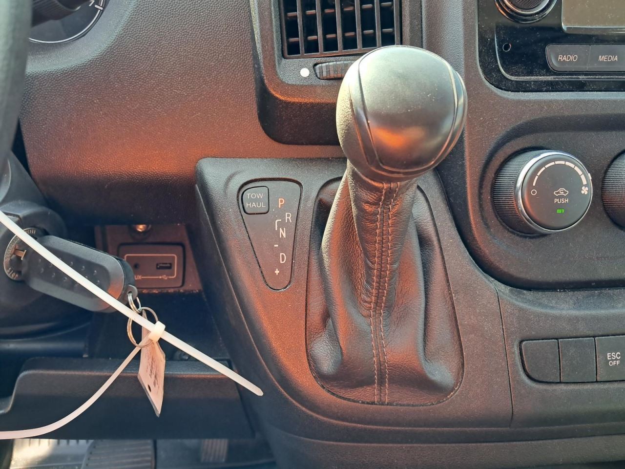 Passenger Right Sun Visor Fits 14-24 PROMASTER 1500 VAN 4790013 thumbnail 24