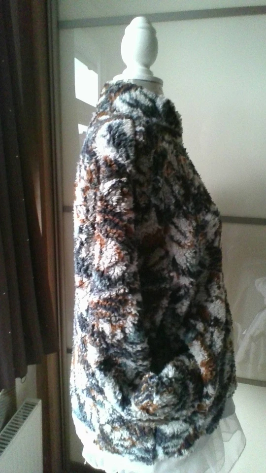 NWT Fila Drewe Sherpa Jacket Full Zip Multicolour Size Small New With Tags - Image 4 of 4