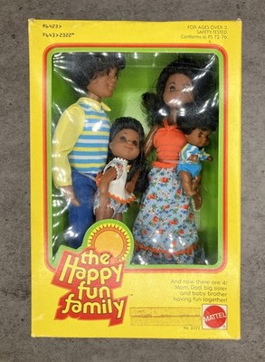 Mattel 1977 Happy Fun Family AA Mom Dad Big Sister Hon Baby #2322 NISB