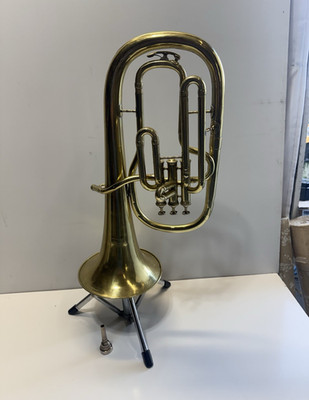 Chicago Silver Piston  Baritone Horn 3 Piston Valves Lacquered Brass w/ Case