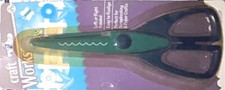 Paper Edger Scissors, Jumbo Scallop, scrapbook scissors Craft Works 13710