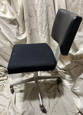 Vintage Good Form General Fireproofing Black Aluminum Office Chair 1972