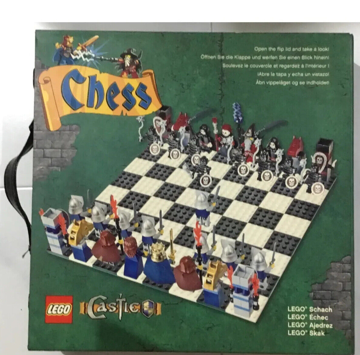 NEW LEGO Castle Chess Set 852001 NIB Queen King Knight Skeleton Rare Retired