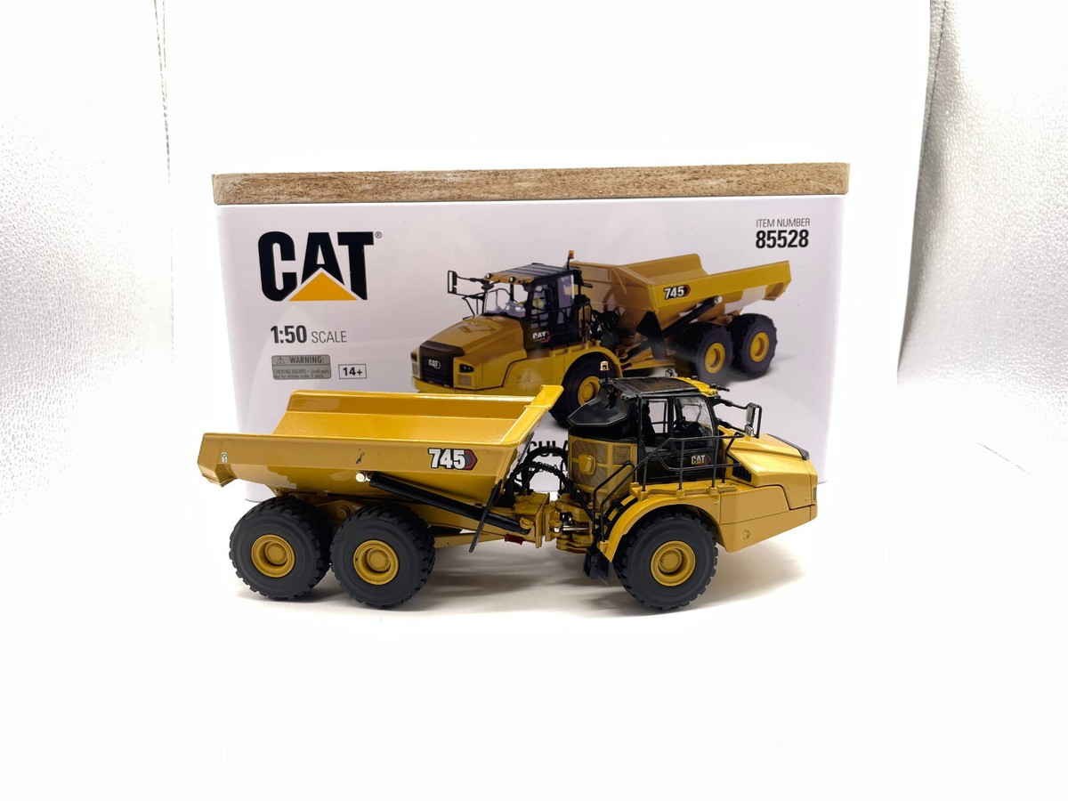 ミニカー CAT Amazon.com: Diecast Masters Caterpillar 745 Articulated