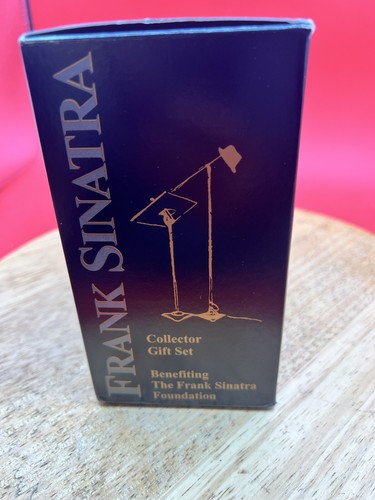 Vintage Frank Sinatra Collector Gift Set Gold CD & 18K Image Candle 7 oz NIB - Picture 4 of 6