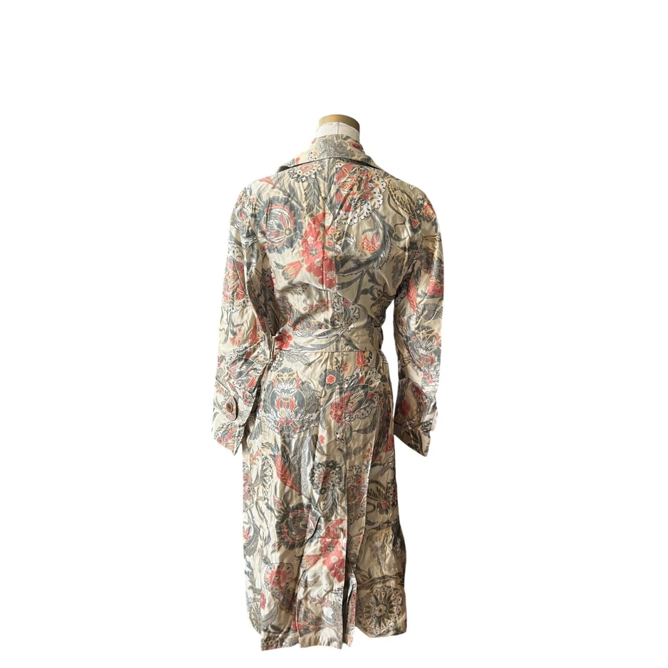 Chaqueta gabardina de seda con estampado floral Dries Van Noten, ropa exterior de diseñador Foto 3 de 4