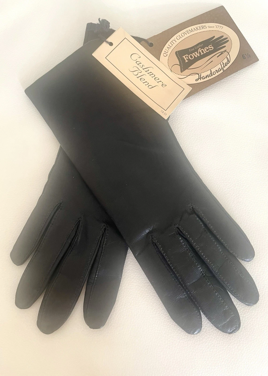 NWT FOWNES Women’s Black Leather Cashmere Lined Above the Wrist Gloves Size 6.5
