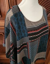 Size PM I.N. STUDIO Petite Multicolor Patchwork Poncho BOHO Blouse With Tank