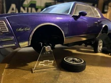 Redcat 64 Lowriders show stands