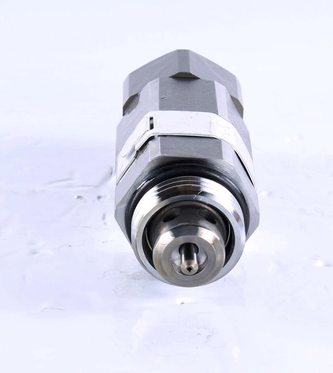 New 4306947 Hitachi Construction Relief Valve Kayaba # 21113-40092  