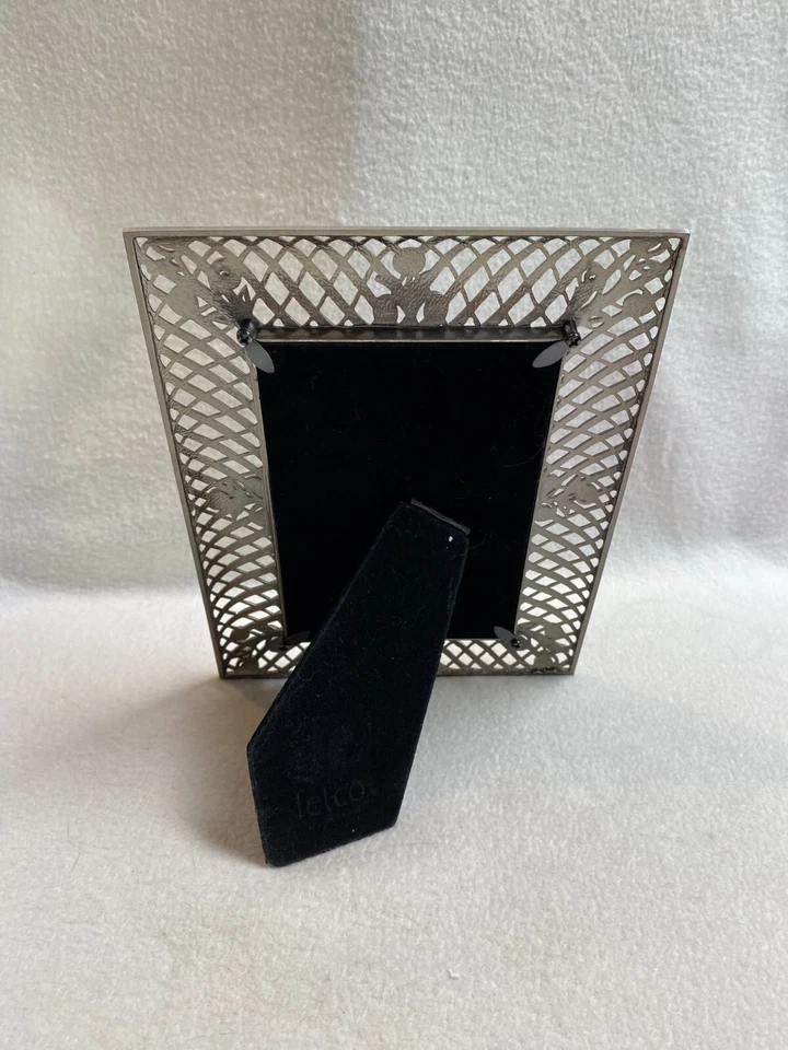 Fetco Pewter Latticed Floral/Rose Picture Frame - insert 6 x 4 - Image 3 of 4