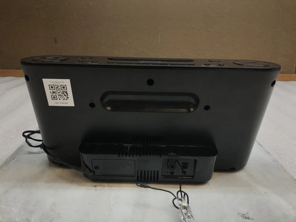 Sony ICF-CS10iP Dream Machine iPod Music Player Clock Radio - No Remote - Image 4 of 4