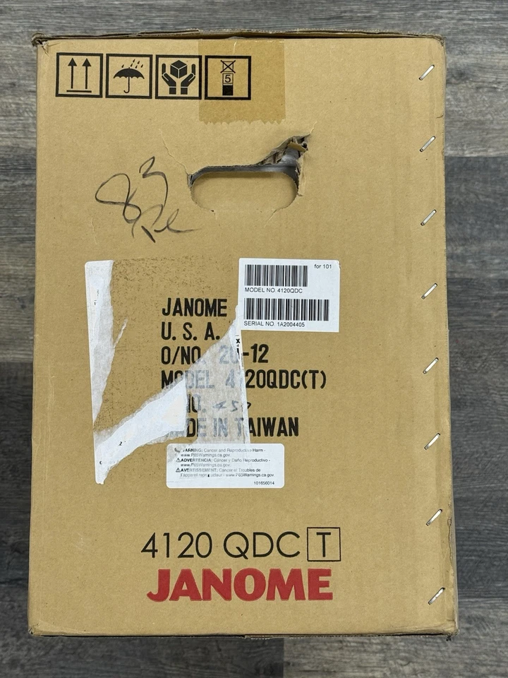 Janome 4120QDC-T Computerized Quilting and Sewing Machine - Image 3 of 4