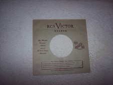 EARLY RCA VICTOR RECORDS 7 INCH 45 RPM ORIGINAL SLEEVE ONLY NO SPLITS 32