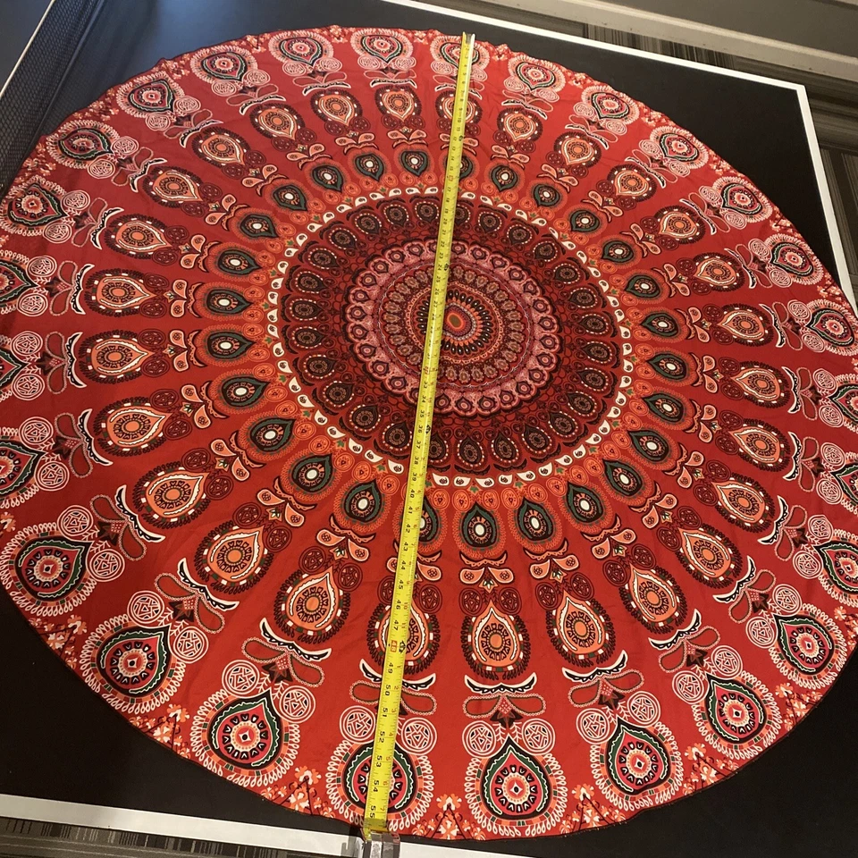 2 Cubiertas de mesa redondas de mandala indio Boho Sarong traje de baño cubierta. Foto 2 de 4