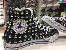 Converse All Star Alte Nere personalizzate Borchie Grigie teschi effetto sporco