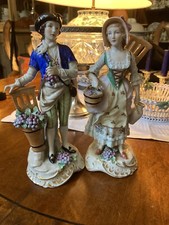 Coppia di viticoltori Rudolfstadt villaggio seduto 