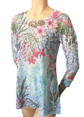 PLUS Hibiscus, Plumeria on lace Soft light Print 3T352 1X 2X 3X