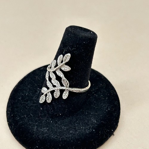 Mexican 925 Silver Taxco Wrapped Plant Leaf Crossing Leaves Ring Size to Choose - Picture 7 of 9
