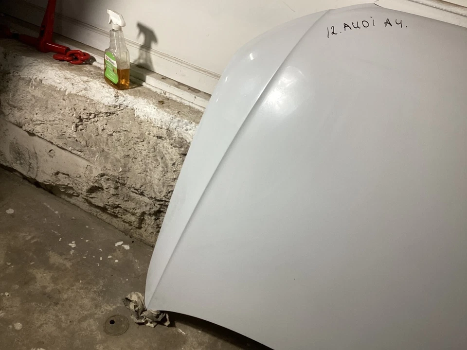 AUDI A4 2.0T 2009-2012 serie premium capó cubierta panel carcasa 077010542A OEM. Foto 4 de 4