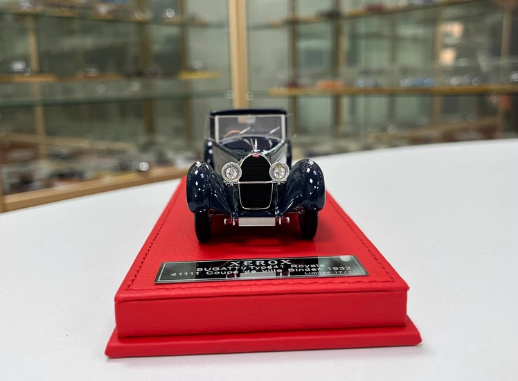 XEROX 1/43 Resin car model Bugatti Type 41 Royale 41111