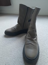 Image of Fly London Women's Esen485fly Zip Up Leather Ankle Boots, Size UK 6 EU 39