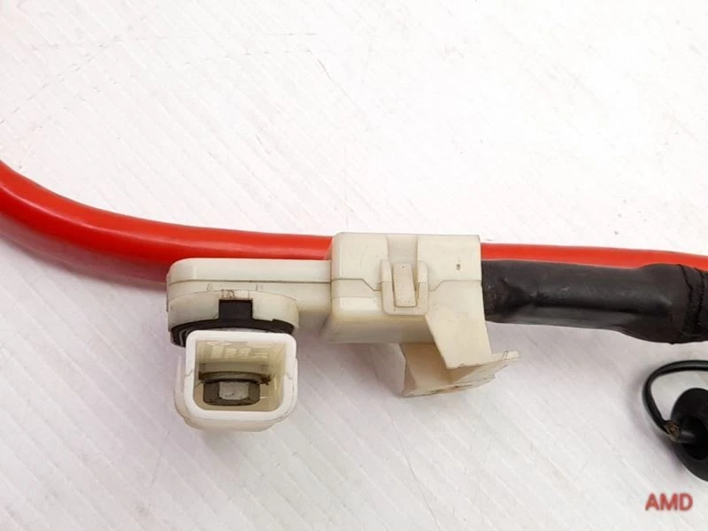 2008 BMW 535xi 535i 528i 528xi E60 B+ Positive Battery Lead Under Floor CAUTION - Image 3 of 3