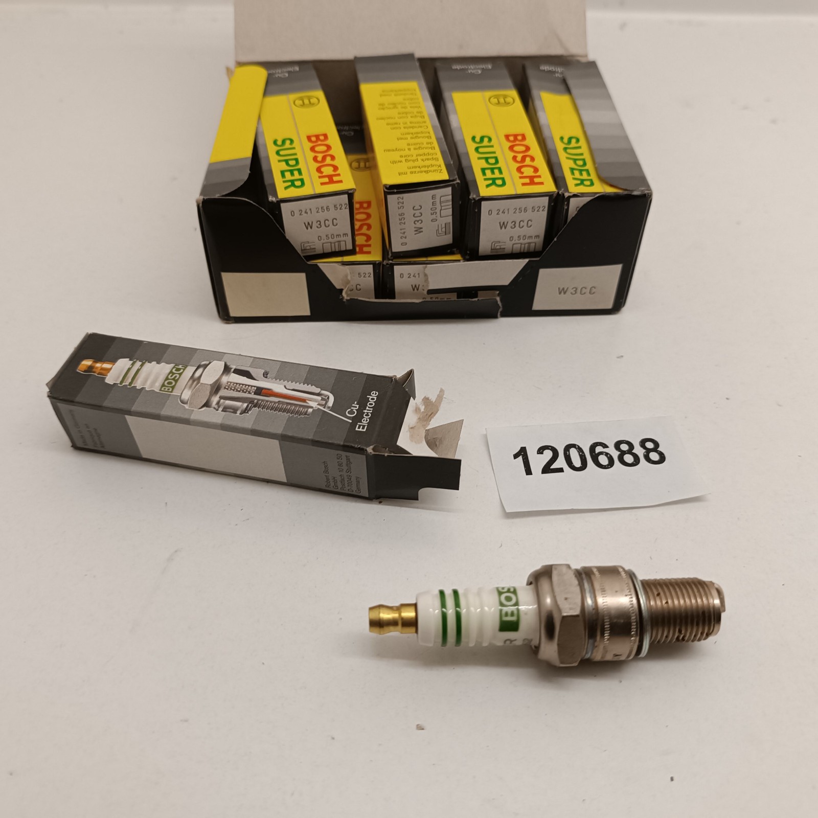 10 Pieces Spark Plug BOSCH 0241256522 W3CC