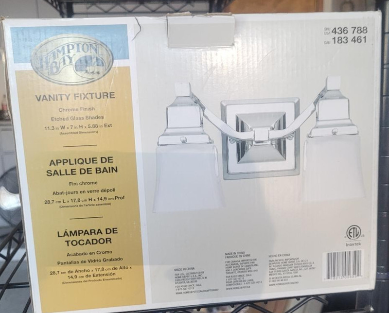 436788 Hampton Bay Vanity Fixture
