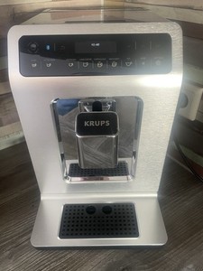 Krups Kaffeevollautomat Quattro Force Schwarz-Silber Kaffeemaschine