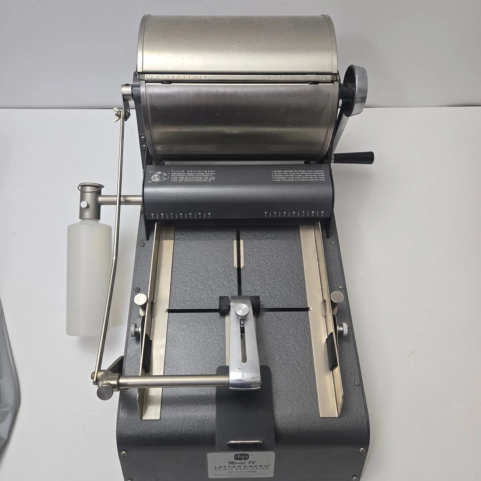 HEYER LETTERGRAPH MODEL 82 SPIRIT DUPLICATOR Copier Press Applicator With Cover - Image 3 of 4