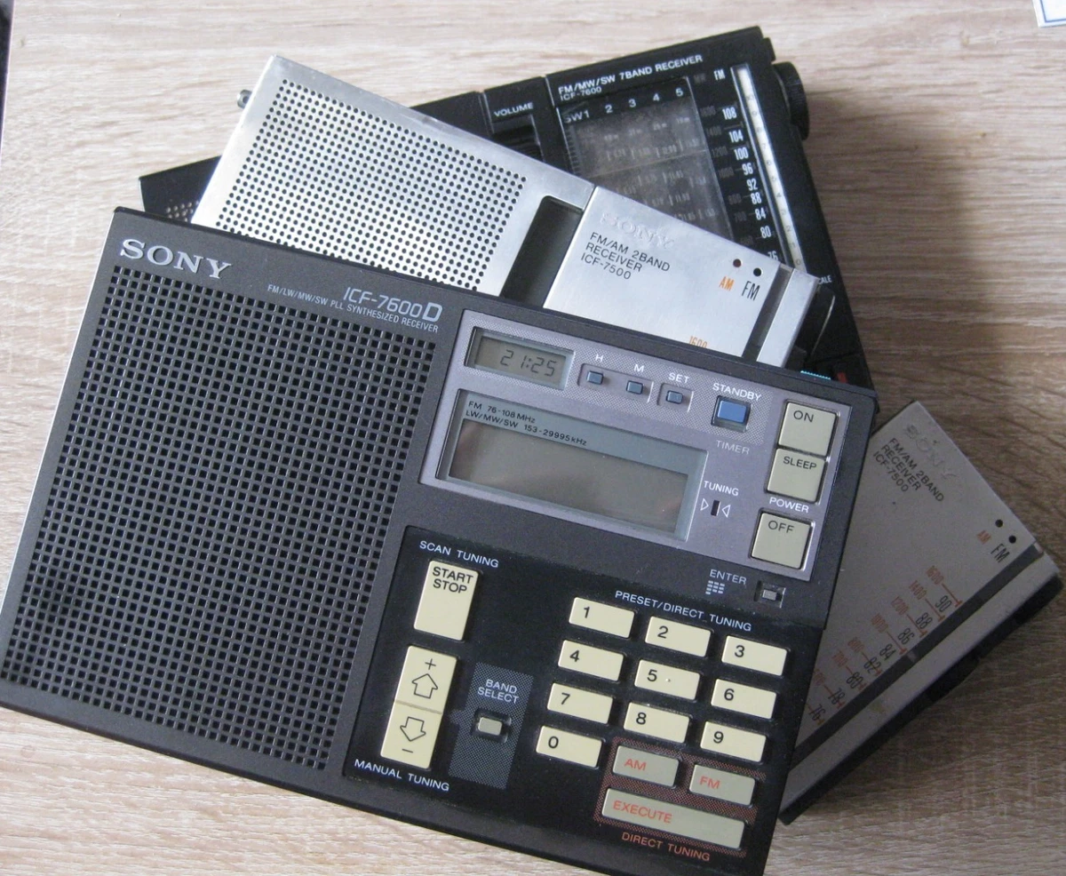 Sony ICF 7500 7600 7600 D vintage for parts or repair