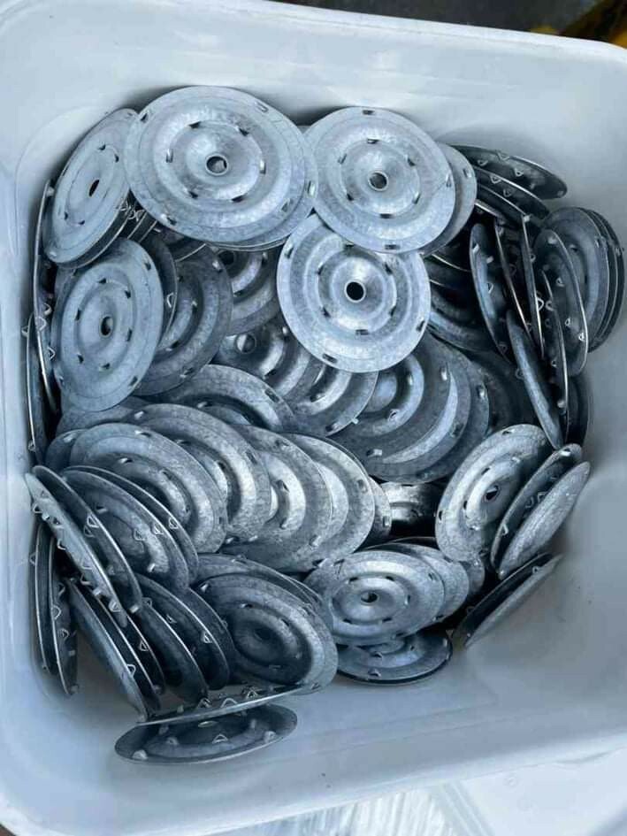 2 3/8" Barbed Seam Plates for Commercial Roofing TPO, PVC, EPDM (800pcs