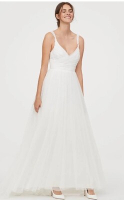 Wedding dress Size UK 12 EUR 40 H&M white