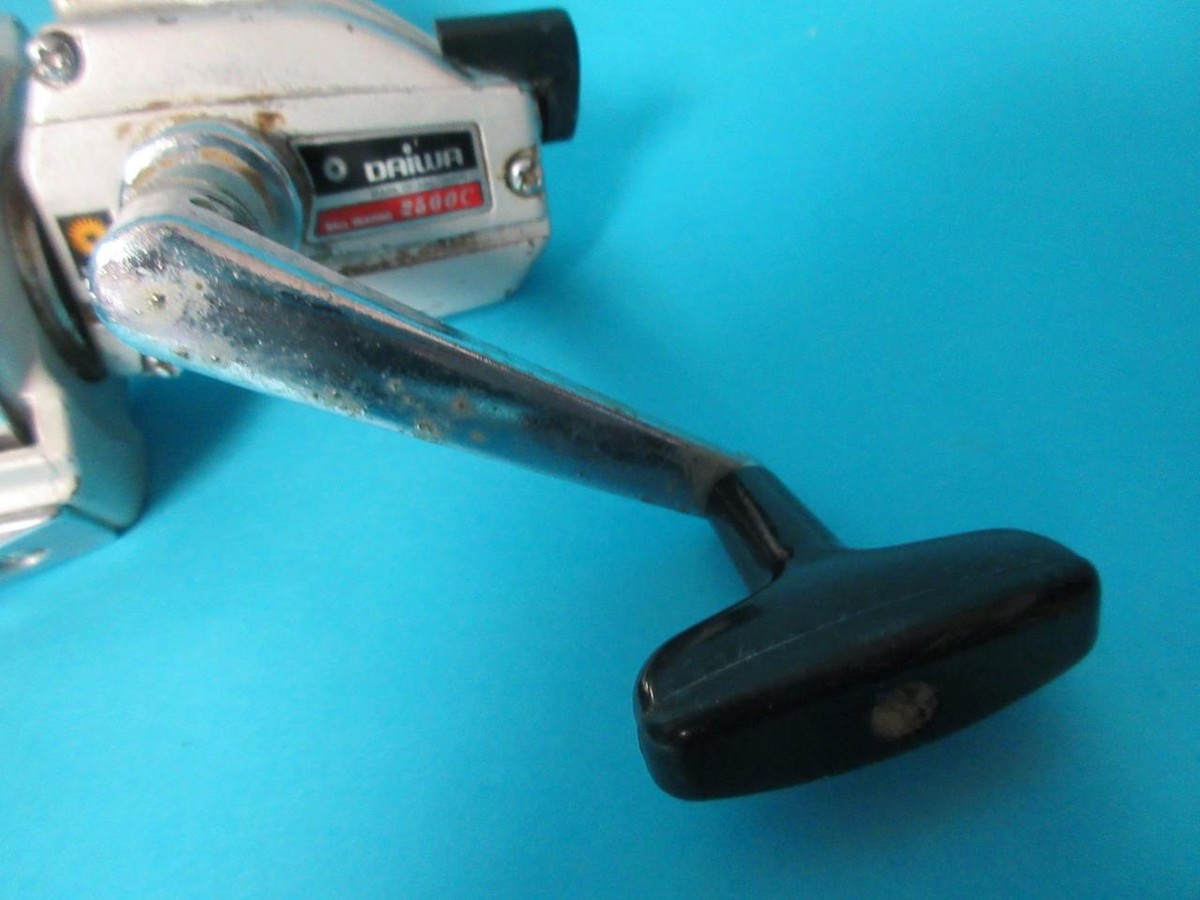 Vintage Daiwa 2500C Saltwater Ball Bearing Spinning Reel Made In 