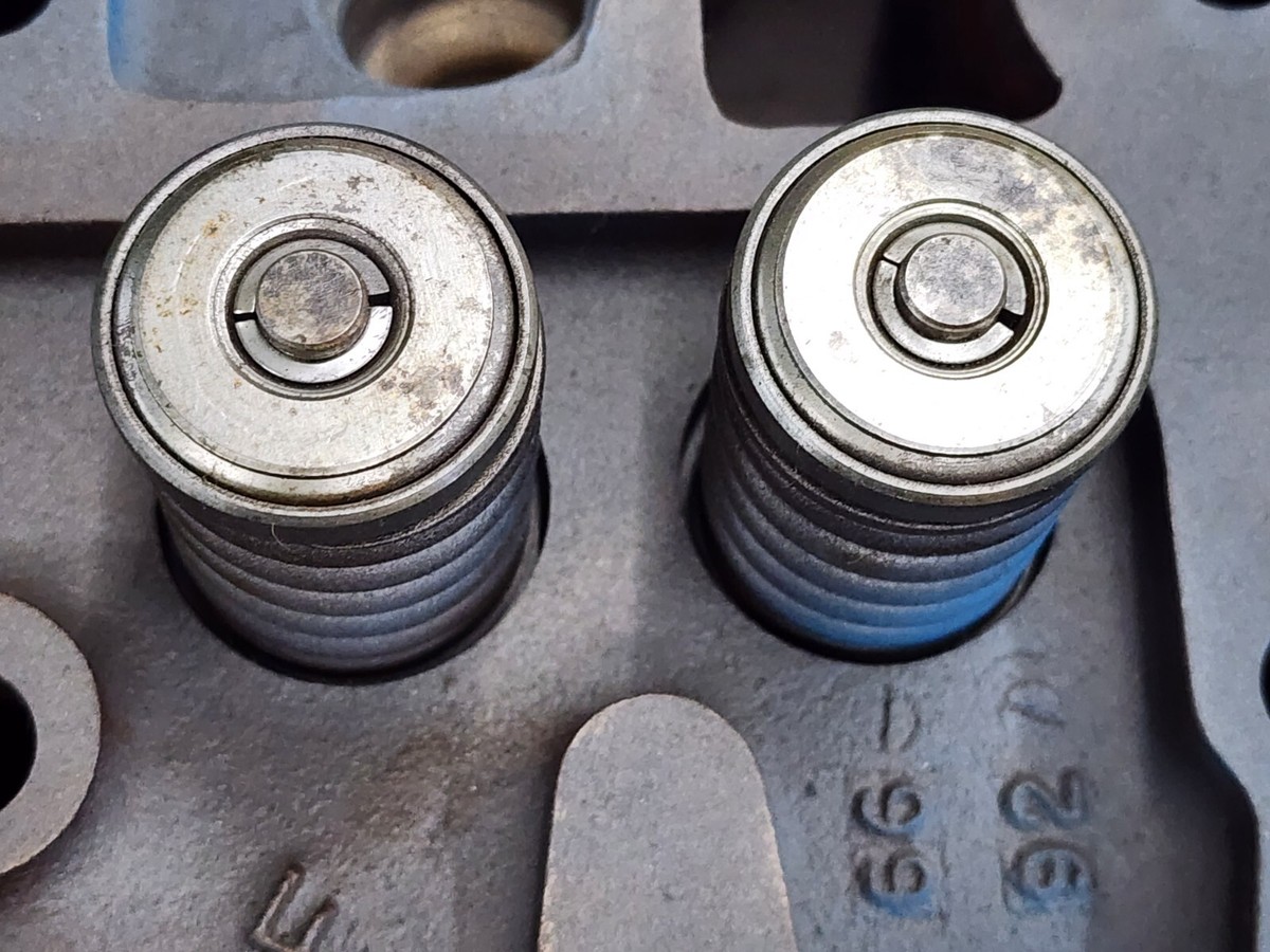 International DT466E Cylinder Head Part # 1822363C1, Mechanical | eBay 