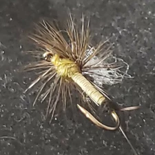 TROUT DRY FLY # 22 BWO LOOPWING BLUE WING OLIVE TIED FRONTIER FISHING FLIES PARA